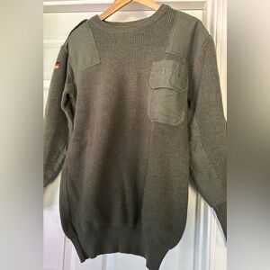 2 Men’s US Navy wool sweaters